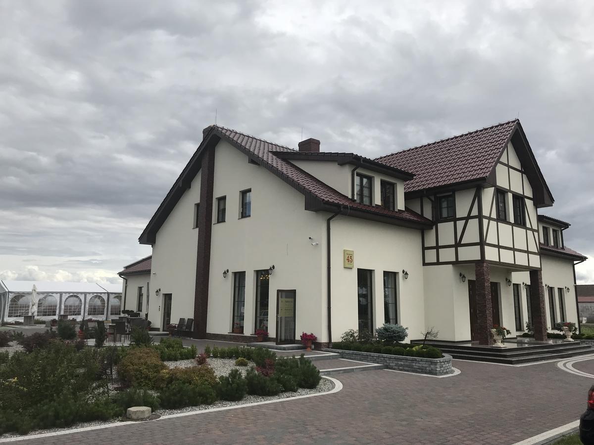 Hotel Gosciniec Pod Mlynem Inowrocław Exterior foto